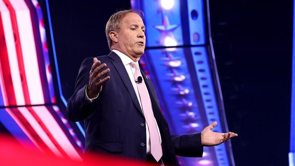 Paxton leads AGs backing citizenship proof to register to vote